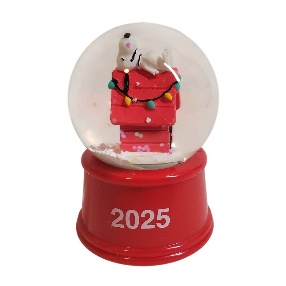 Peanuts Mini Snowglobe - 2.5" - JC Penny